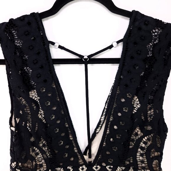 Free People One Million Lovers Mini Dress Size 4 Black Lace Overlay Low V-neck - Picture 13 of 16